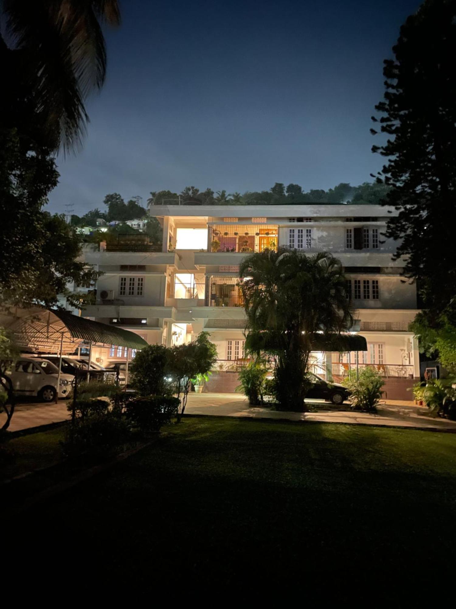 The Choudhury Manor Homestay Guwahati Exterior photo